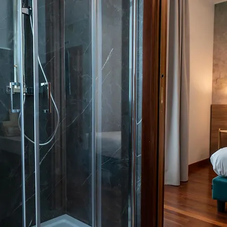 Gardone Palace Szálloda 4*